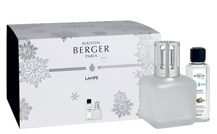 Лампа Берже "Снежная Зима" с ароматом "Морозная Хвоя" 250мл Maison Berger