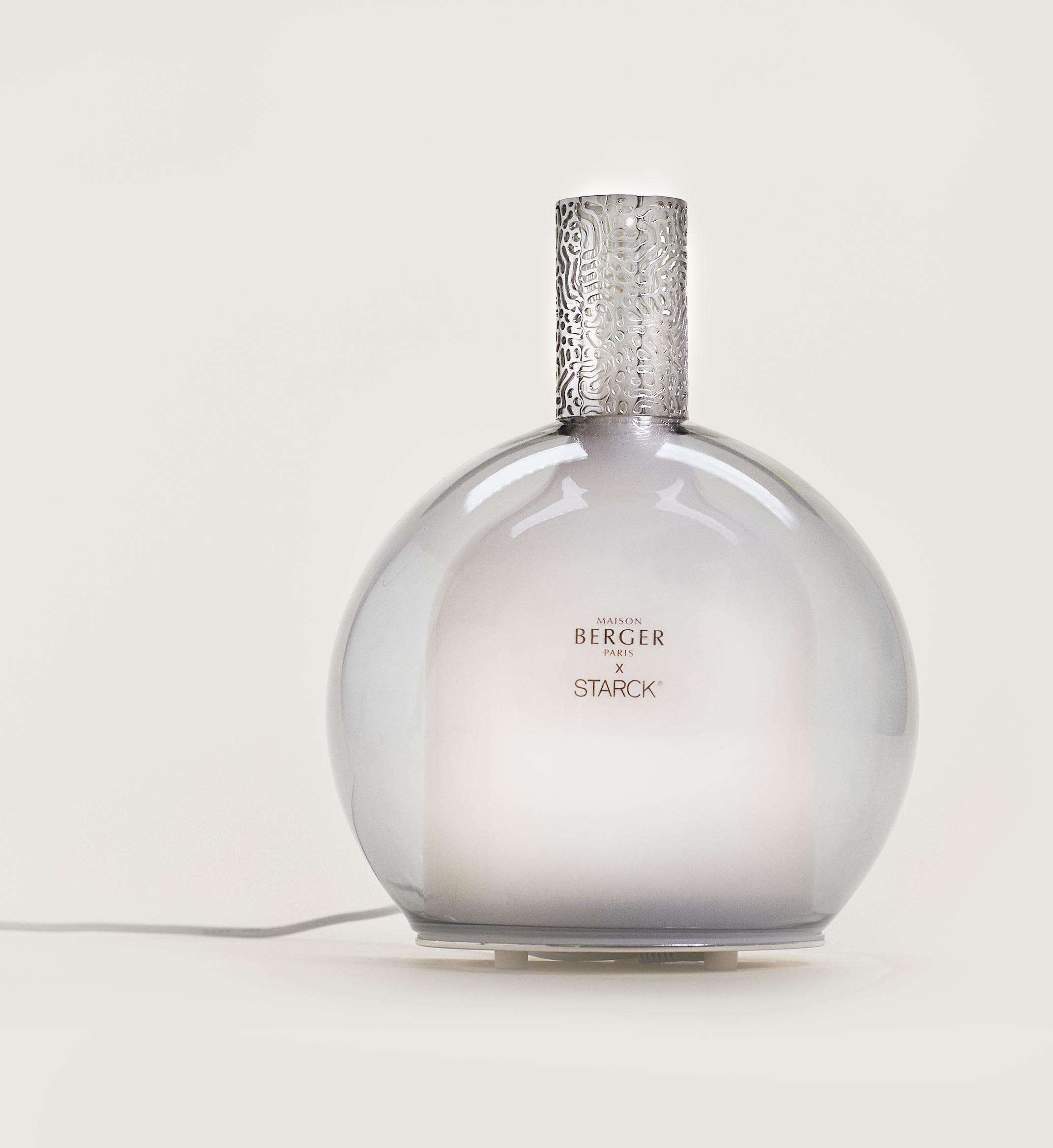 Аромалампа by Starck серая с ароматом Peau de Pierre 475мл Maison Berger