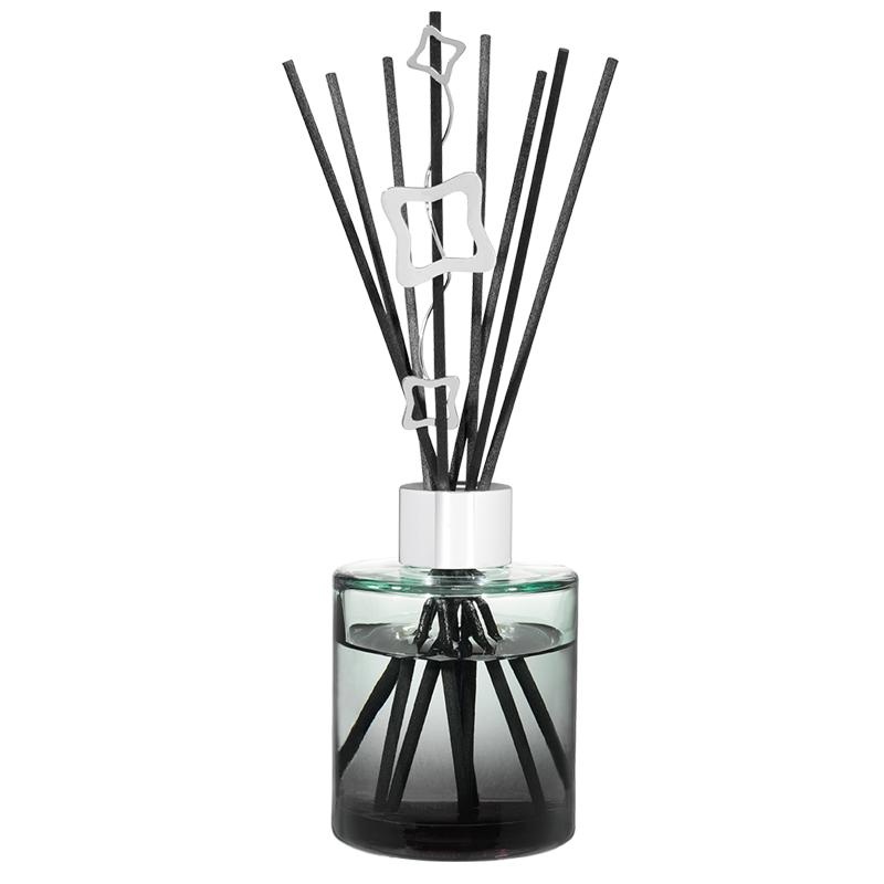 Аромадиффузор "Лилли" с ароматом "Дикие Земли" 115мл Maison Berger