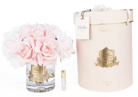 Большой букет розовых роз в прозрачной вазе с золотом Cote Noire