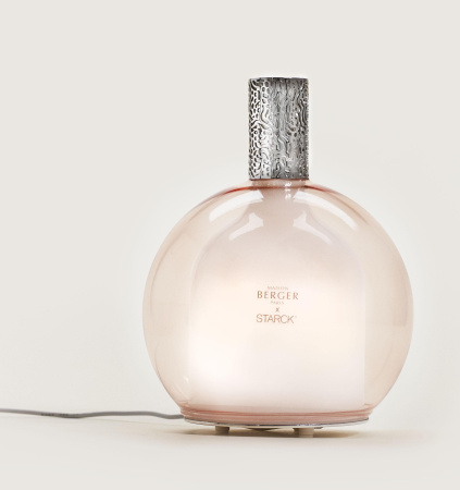 Аромалампа by Starck розовая с ароматом Peau de Soie 475мл Maison Berger