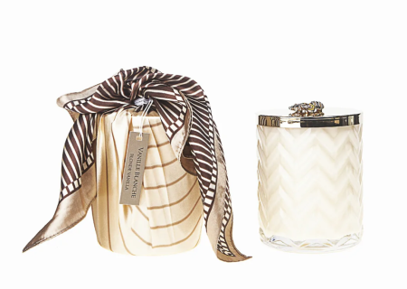 Набор "Белая ваниль" свеча 600гр и платок (кремовый) Cote Noire