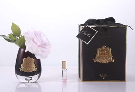 Французская светло-розовая роза в темной вазе Cote Noire