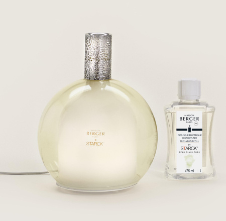 Аромалампа by Starck зеленая с ароматом Peau d'ailleurs 475мл Maison Berger