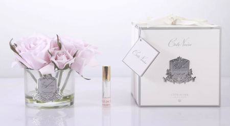 Аромабукет 5 роз розовых в прозрачной вазе Cote Noire