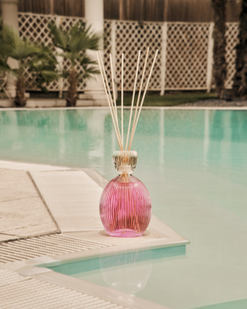 Аромадиффузор "QUEEN 02" 500мл Mr&Mrs Fragrance