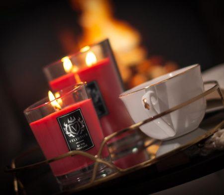 Аромасвеча "У камина" 90гр Vellutier