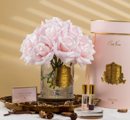 Большой аромабукет розовых роз Cote Noire