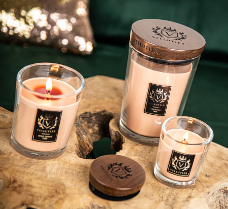 Аромасвеча "Дикий кедр" 515гр Vellutier